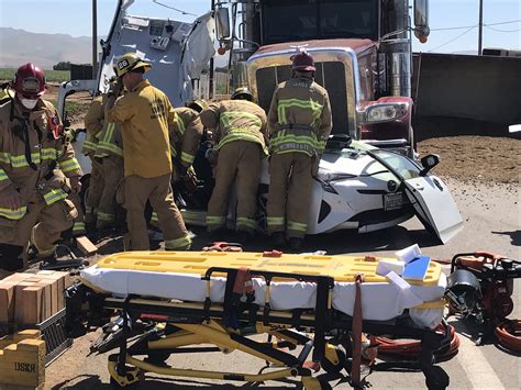 Male Pedestrian Killed in Hit-and-Run Collision on Betteravia Road [Santa Maria, CA]